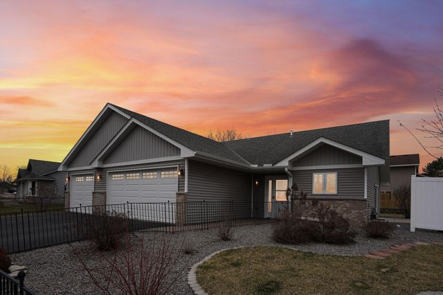 1076 244th Avenue NE, East Bethel, MN 55005