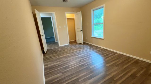 2485 Mangum Road, Livingston, TX 77351