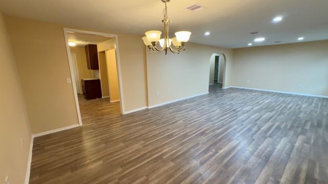 2485 Mangum Road, Livingston, TX 77351