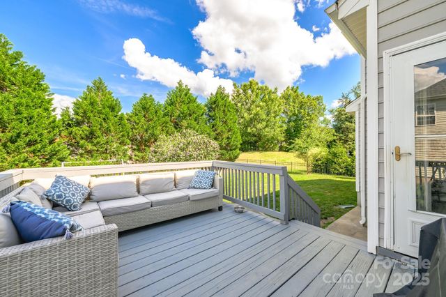 7737 Pleasant Valley Drive, Harrisburg, NC 28075