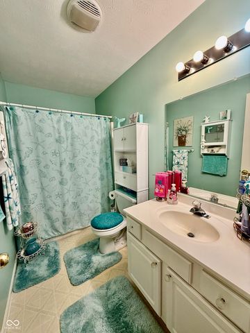 96 N Deer Cliff Drive, Crawfordsville, IN 47933