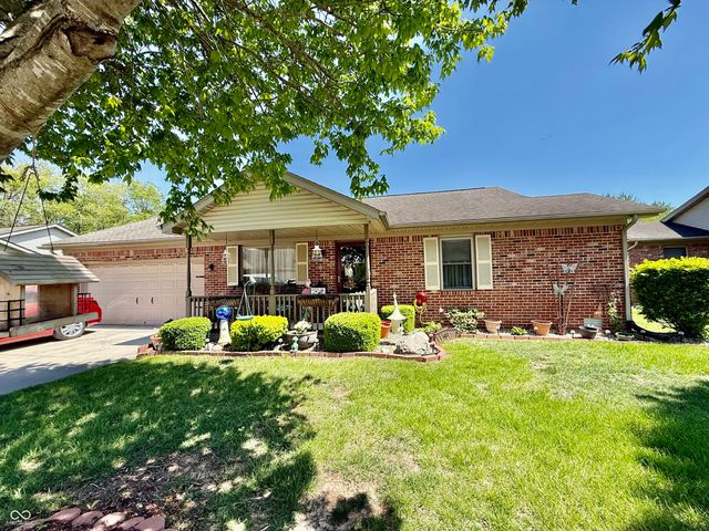 96 N Deer Cliff Drive, Crawfordsville, IN 47933