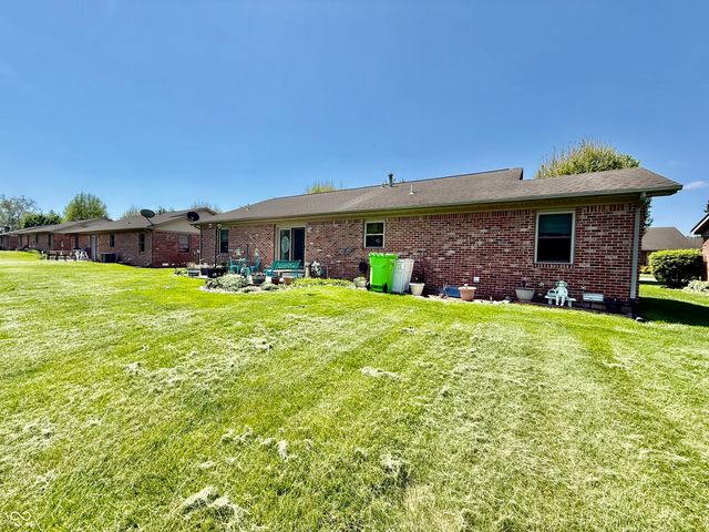 96 N Deer Cliff Drive, Crawfordsville, IN 47933