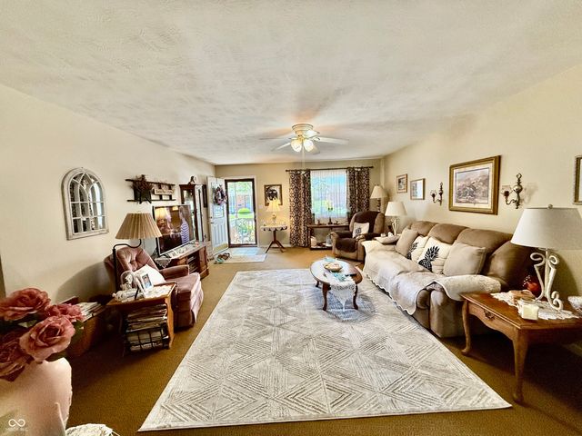 96 N Deer Cliff Drive, Crawfordsville, IN 47933