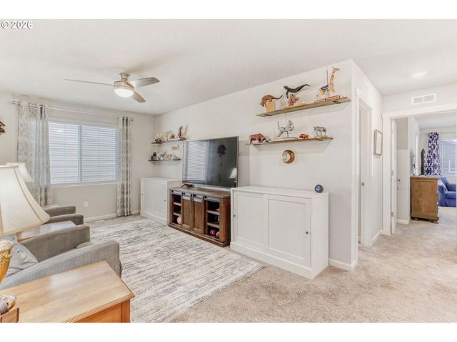 1658 36TH Pl, Forest Grove, OR 97116