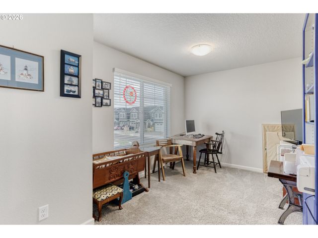 1658 36TH Pl, Forest Grove, OR 97116