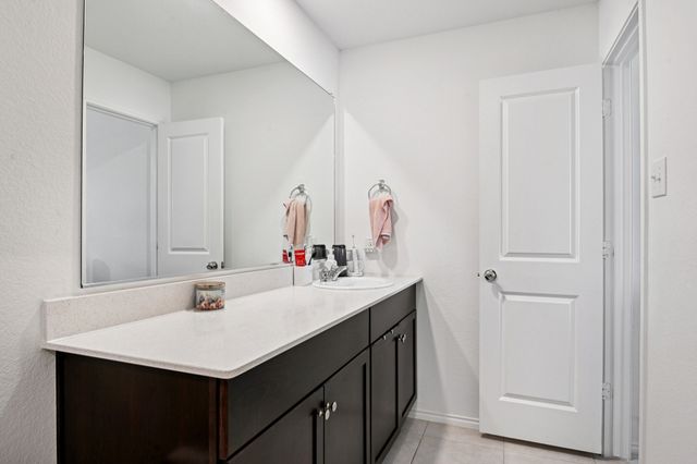 8313 Grand Oak Road, Fort Worth, TX 76123