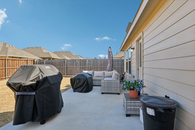 8313 Grand Oak Road, Fort Worth, TX 76123