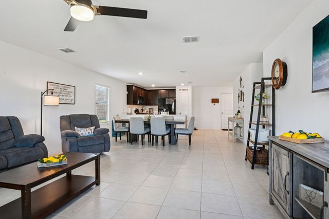 8313 Grand Oak Road, Fort Worth, TX 76123