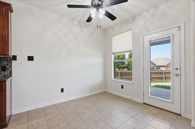 712 Hawk Valley Drive, Little Elm, TX 75068