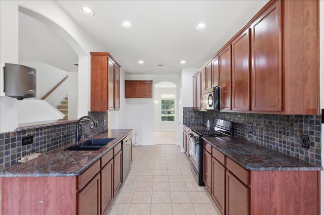 712 Hawk Valley Drive, Little Elm, TX 75068