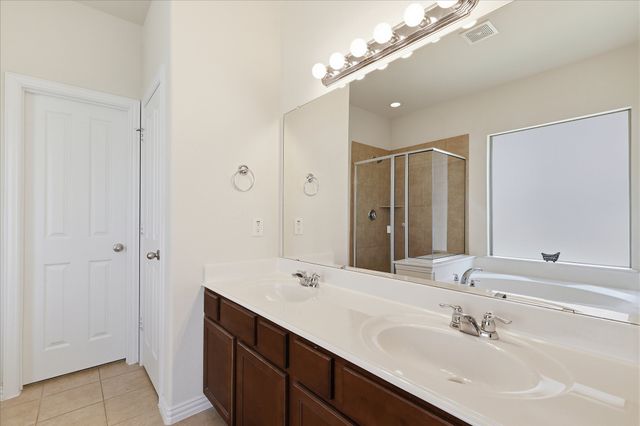 712 Hawk Valley Drive, Little Elm, TX 75068