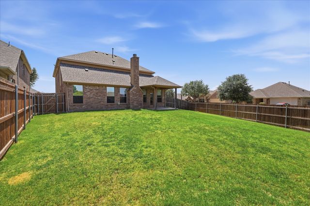 712 Hawk Valley Drive, Little Elm, TX 75068