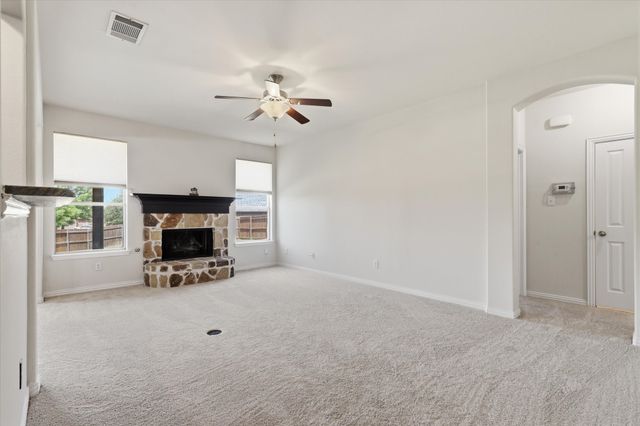 712 Hawk Valley Drive, Little Elm, TX 75068