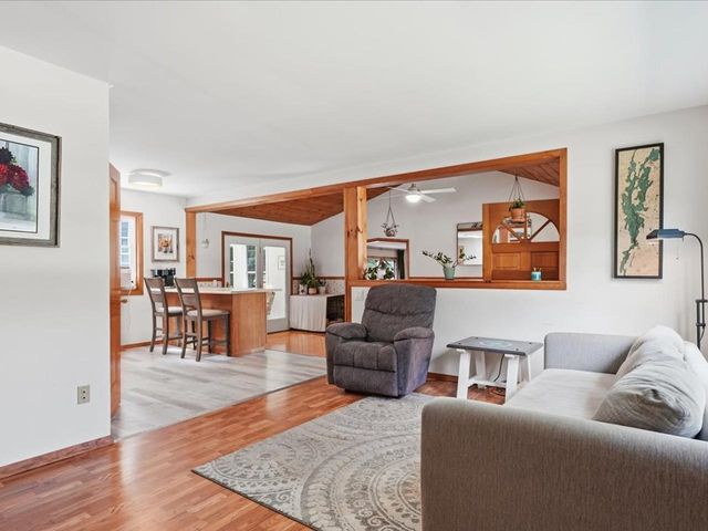 638 Nottingham Drive, Georgia, VT 05468