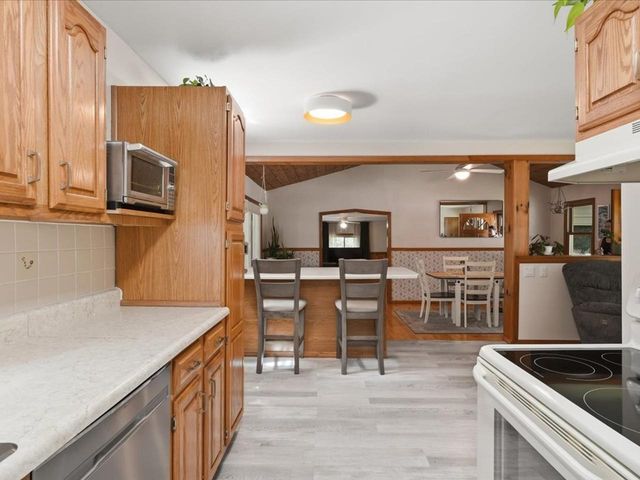 638 Nottingham Drive, Georgia, VT 05468