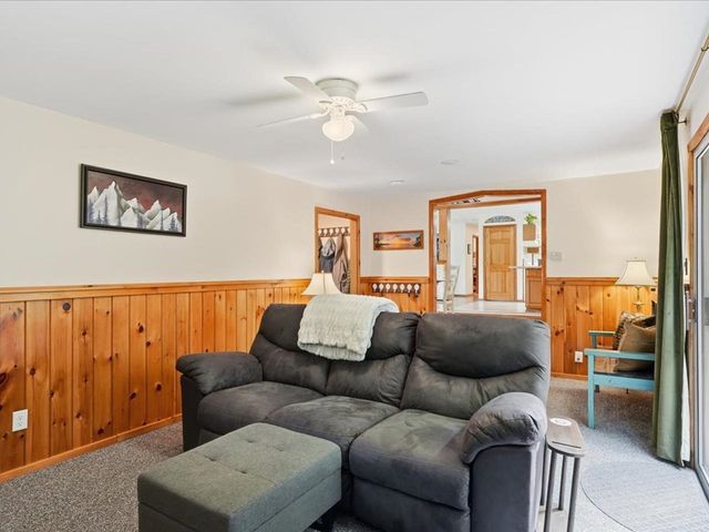 638 Nottingham Drive, Georgia, VT 05468