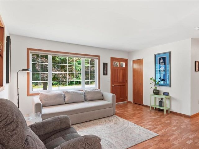 638 Nottingham Drive, Georgia, VT 05468