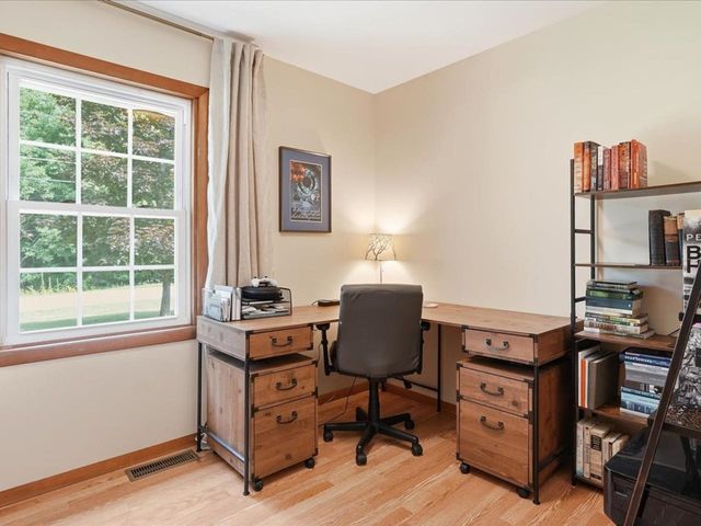 638 Nottingham Drive, Georgia, VT 05468