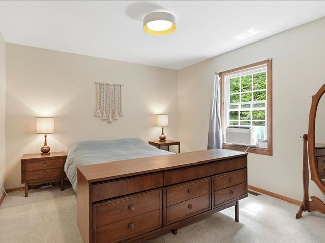 638 Nottingham Drive, Georgia, VT 05468