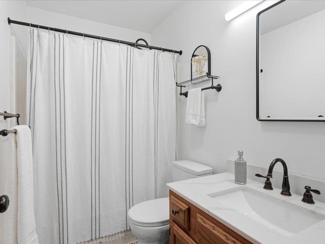 638 Nottingham Drive, Georgia, VT 05468