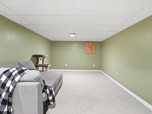 638 Nottingham Drive, Georgia, VT 05468