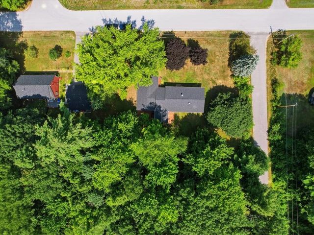638 Nottingham Drive, Georgia, VT 05468