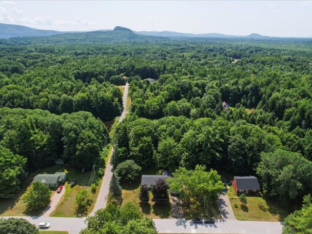 638 Nottingham Drive, Georgia, VT 05468