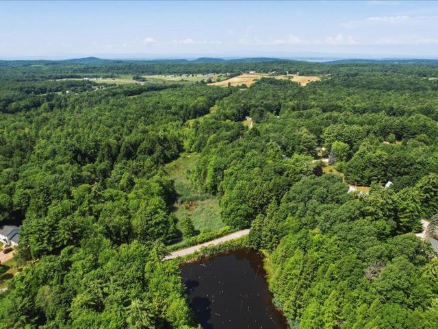 638 Nottingham Drive, Georgia, VT 05468