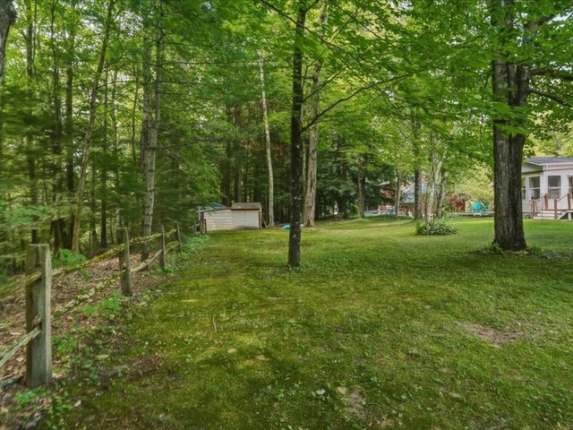 638 Nottingham Drive, Georgia, VT 05468