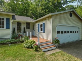 638 Nottingham Drive, Georgia, VT 05468
