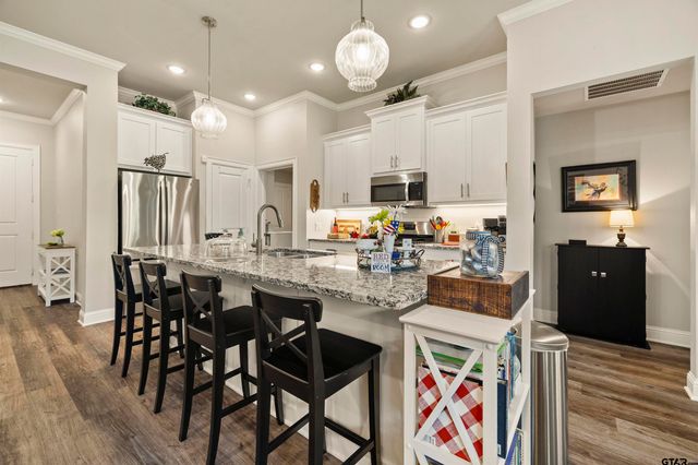 115 Amanda Ave., Bullard, TX 75757
