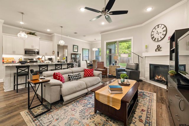 115 Amanda Ave., Bullard, TX 75757