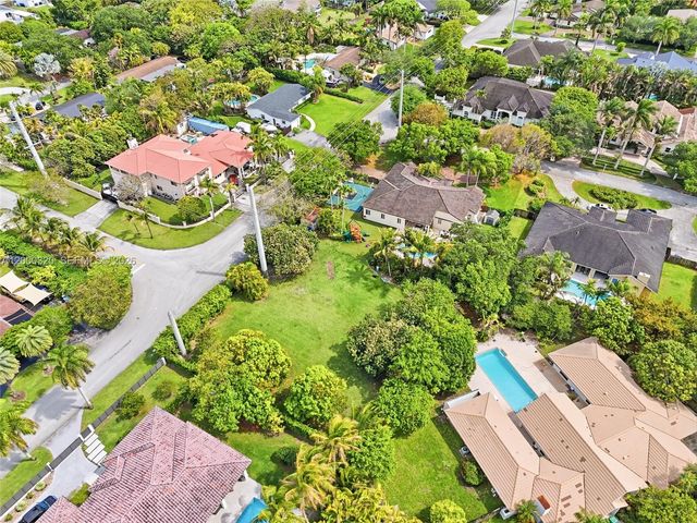 14400 SW 99, Miami, FL 33176