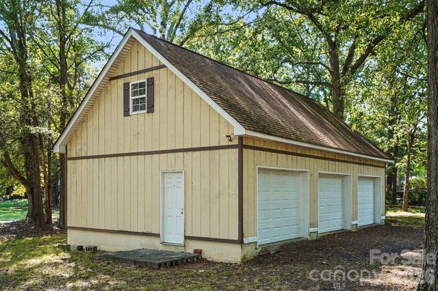 278 Bear Claw Road, Oakboro, NC 28129