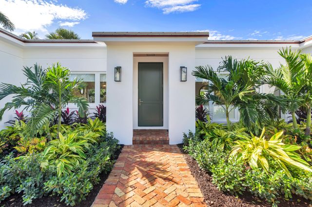 110 Greenwood Drive, West Palm Beach, FL 33405