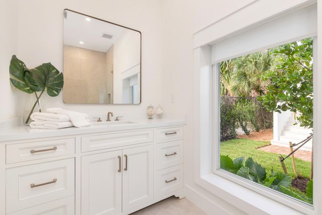 110 Greenwood Drive, West Palm Beach, FL 33405