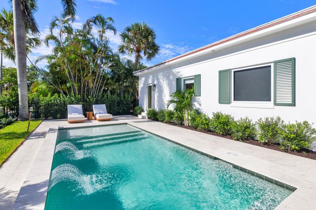 110 Greenwood Drive, West Palm Beach, FL 33405