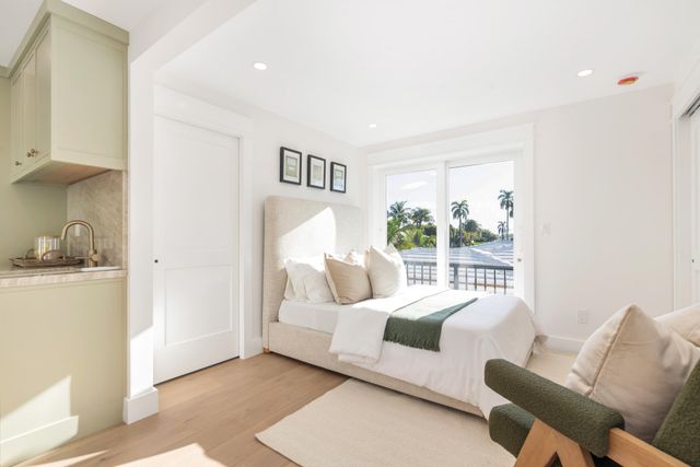 110 Greenwood Drive, West Palm Beach, FL 33405