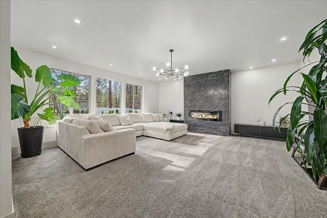 6605 N Conestoga St, Spokane, WA 99208