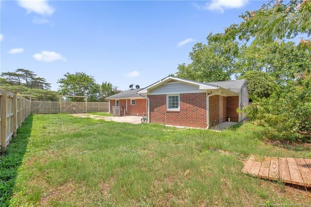913 Montclair Road, Fayetteville, NC 28314