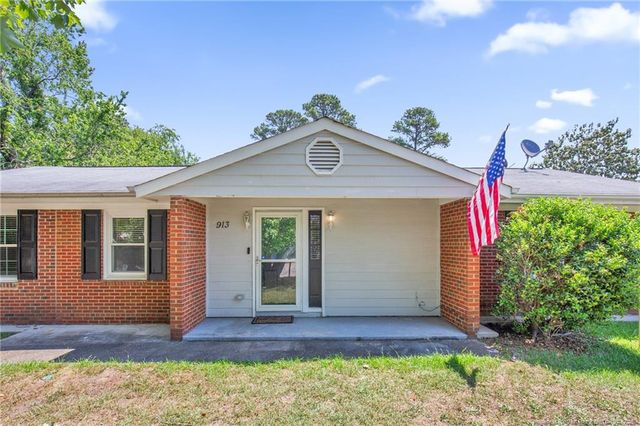 913 Montclair Road, Fayetteville, NC 28314