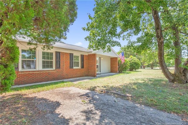 913 Montclair Road, Fayetteville, NC 28314