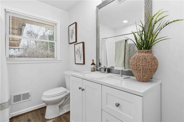 6122 Hillpine Drive, Douglasville, GA 30135