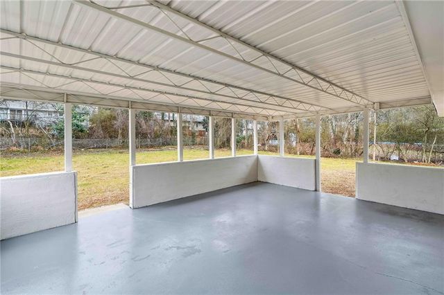 6122 Hillpine Drive, Douglasville, GA 30135