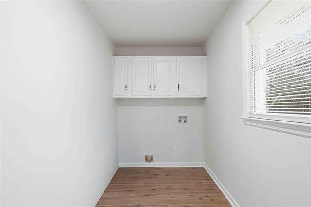 6122 Hillpine Drive, Douglasville, GA 30135