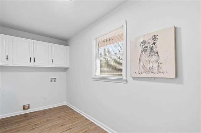 6122 Hillpine Drive, Douglasville, GA 30135