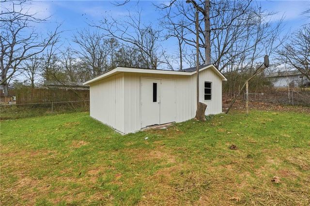 6122 Hillpine Drive, Douglasville, GA 30135