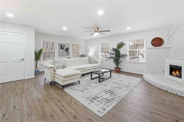 6122 Hillpine Drive, Douglasville, GA 30135