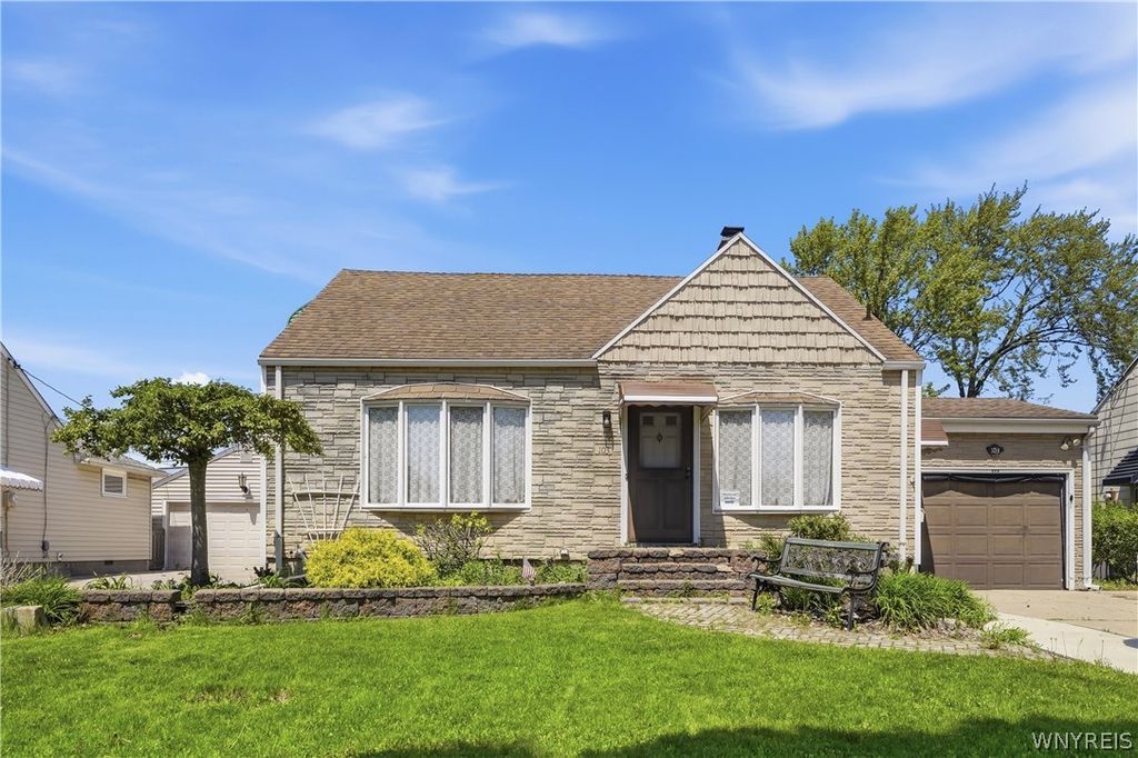 103 Waverly Avenue, Tonawanda, NY 14217